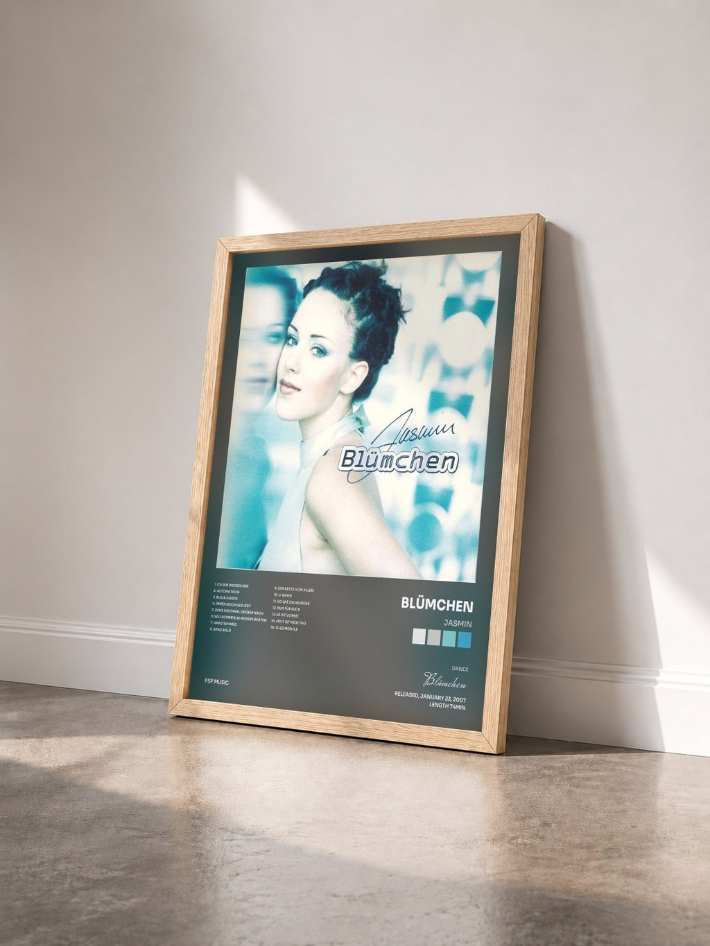 #bois Tableau de l'album Jasmin de Blümchen vu de trois quarts, cadre en bois brut