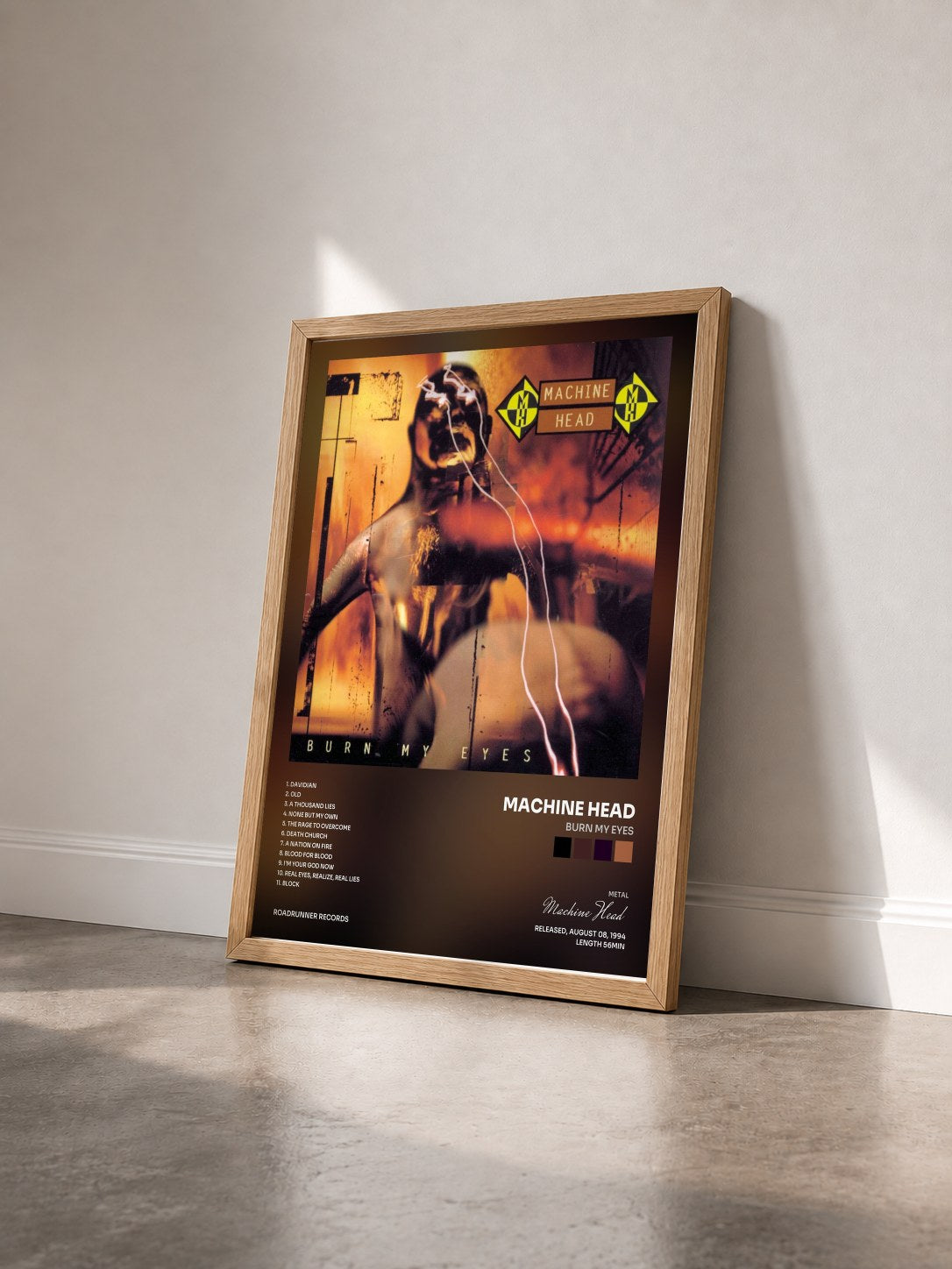 #bois Tableau de l'album Burn My Eyes de Machine Head vu de trois quarts, cadre en bois brut