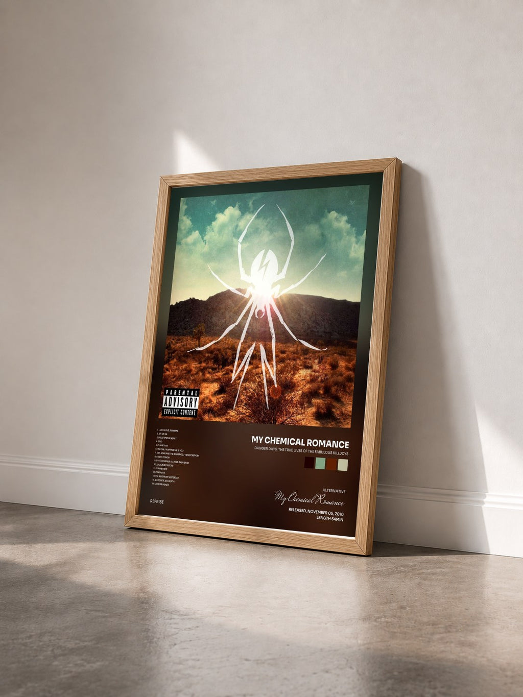 #bois Tableau de l'album Danger Days: The True Lives of the Fabulous Killjoys de My Chemical Romance vu de trois quarts, cadre en bois brut
