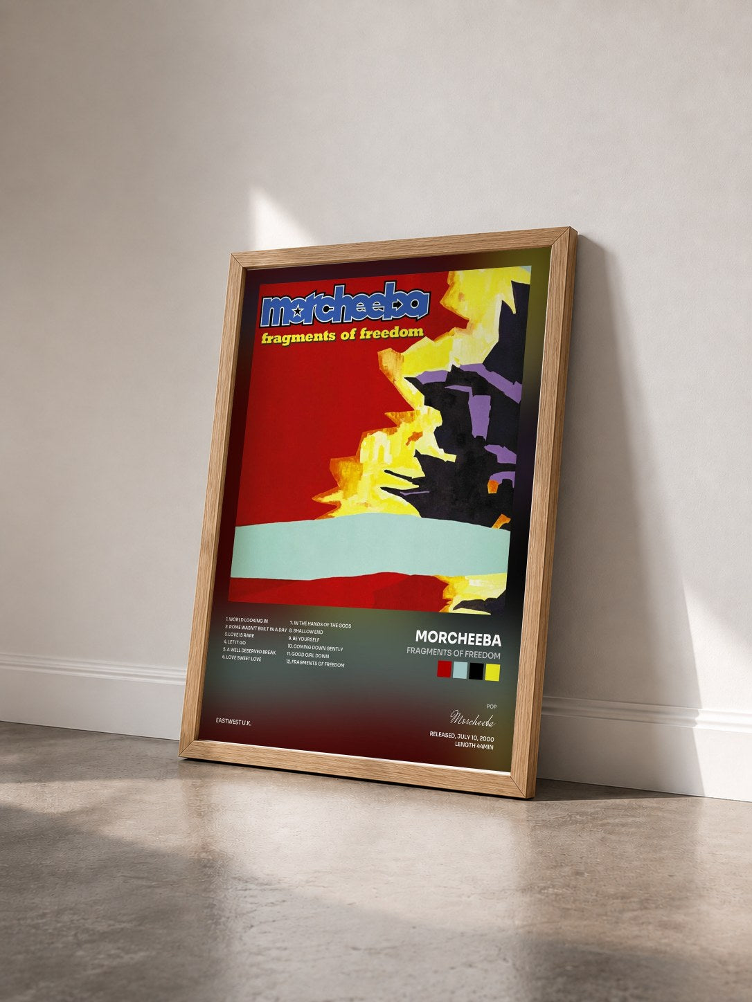 #bois Tableau de l'album Fragments of Freedom de Morcheeba vu de trois quarts, cadre en bois brut