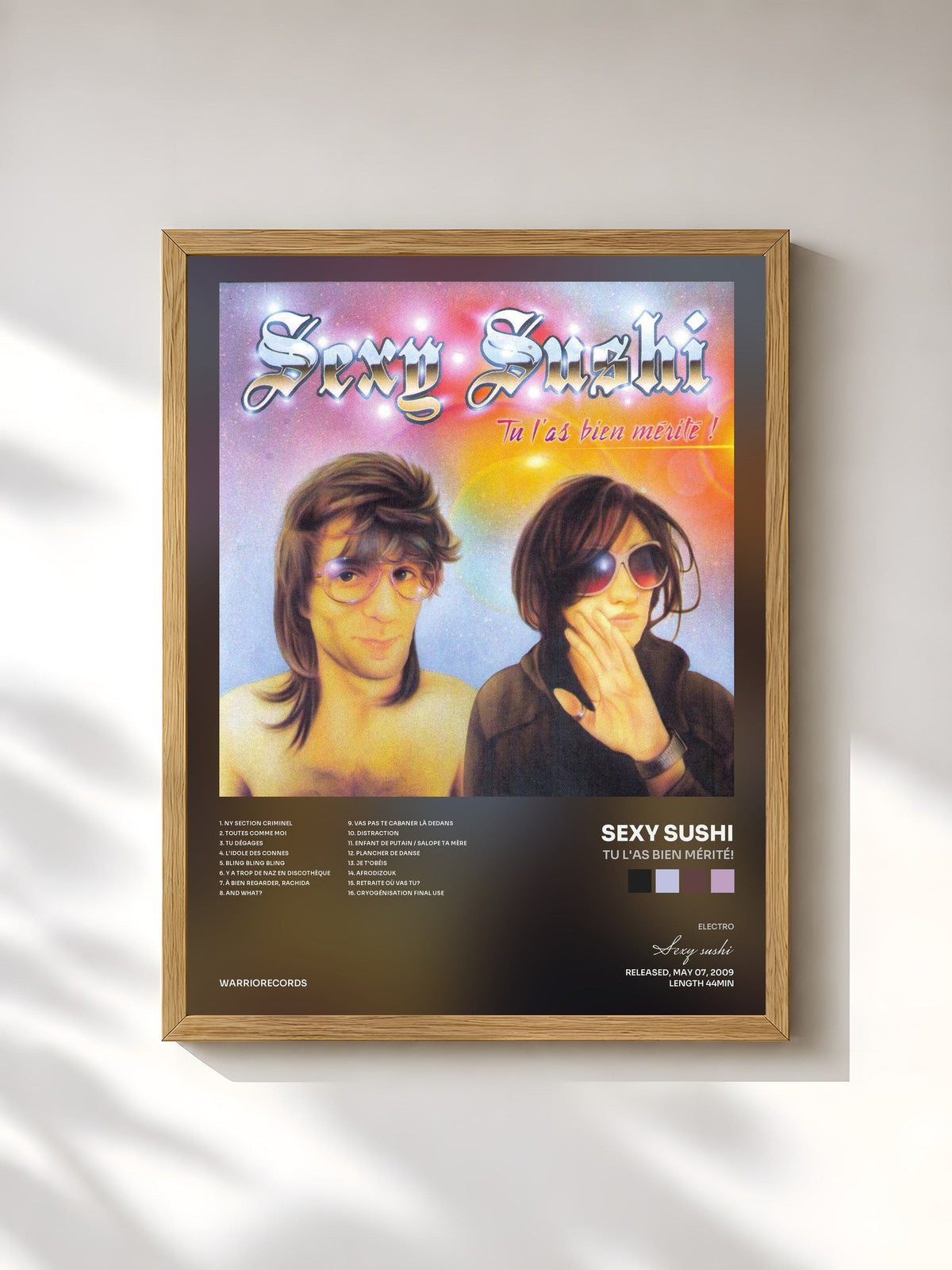 #bois Tableau de l'album Tu L'As Bien Mérité! de Sexy sushi, cadre en bois brut, imprimé et encadré en France