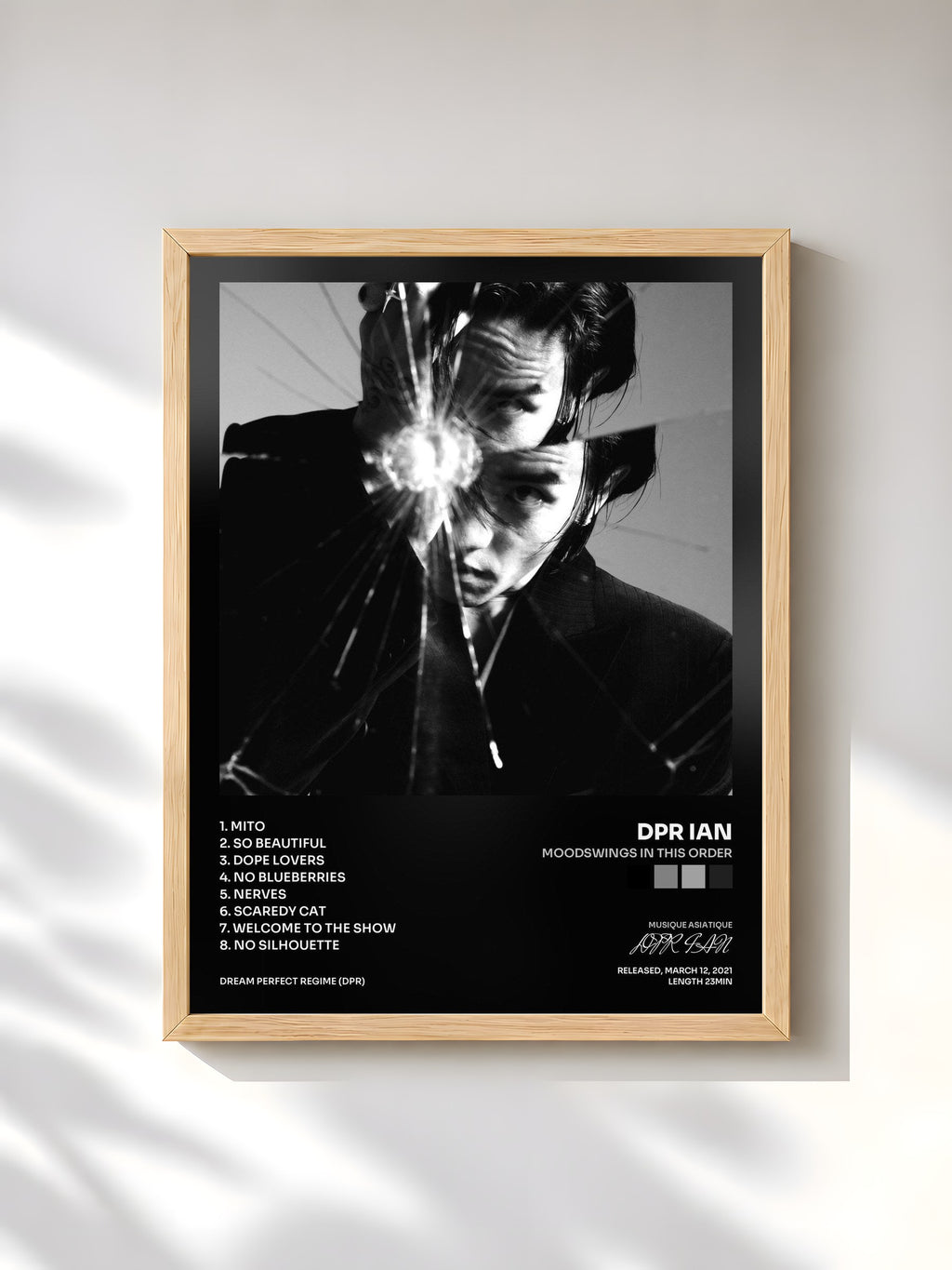 #bois Tableau de l'album Moodswings In This Order de DPR IAN, cadre en bois brut, imprimé et encadré en France
