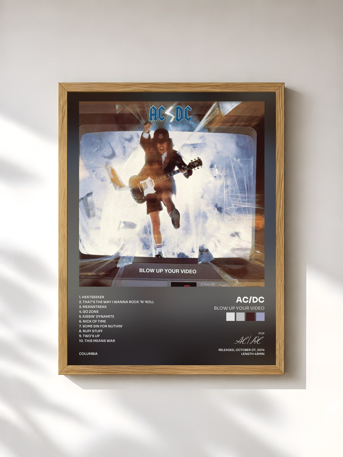 #bois Tableau de l'album Blow Up Your Video de AC/DC, cadre en bois brut, imprimé et encadré en France