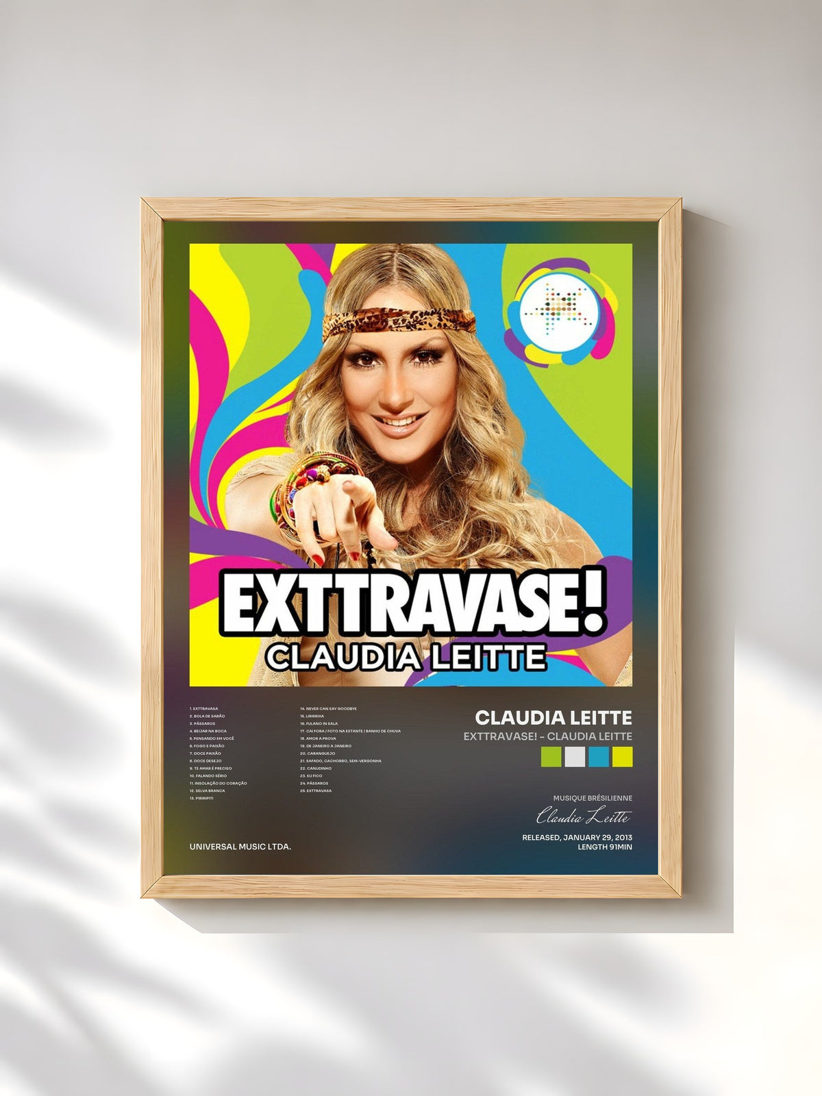 #bois Tableau de l'album Exttravase! - Claudia Leitte de Claudia Leitte, cadre en bois brut, imprimé et encadré en France