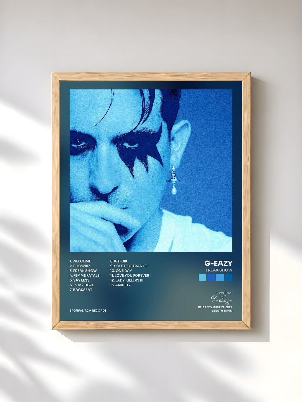 #bois Tableau de l'album Freak Show de G-Eazy, cadre en bois brut, imprimé et encadré en France