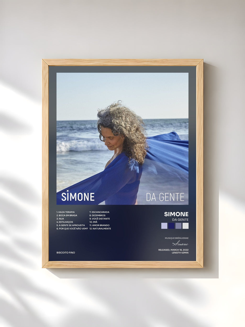 #bois Tableau de l'album Da Gente de Simone, cadre en bois brut, imprimé et encadré en France