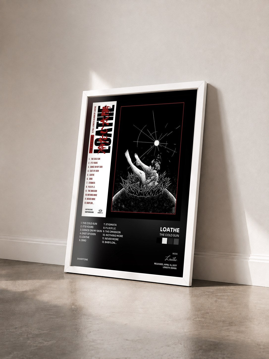 #blanc Tableau de l'album The Cold Sun de Loathe vu de trois quarts, cadre blanc