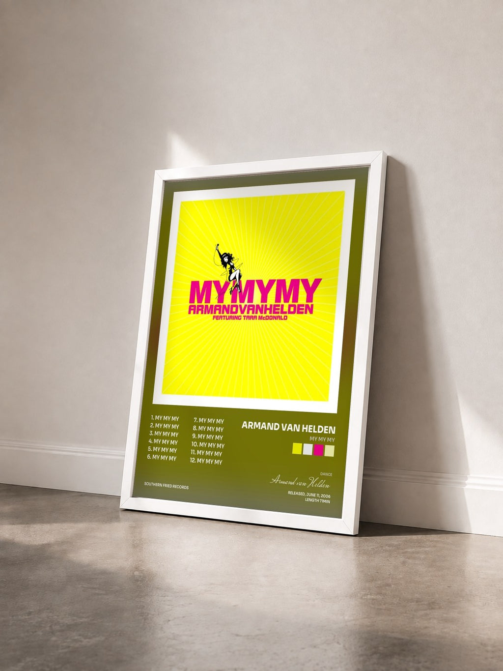 #blanc Tableau de l'album My My My de Armand van Helden vu de trois quarts, cadre blanc
