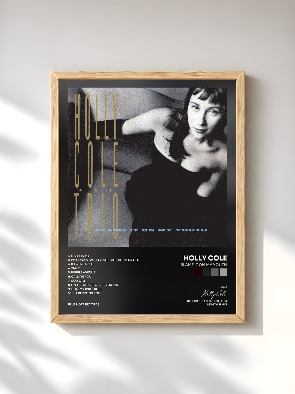#bois Tableau de l'album Blame It On My Youth de Holly Cole, cadre en bois brut, imprimé et encadré en France