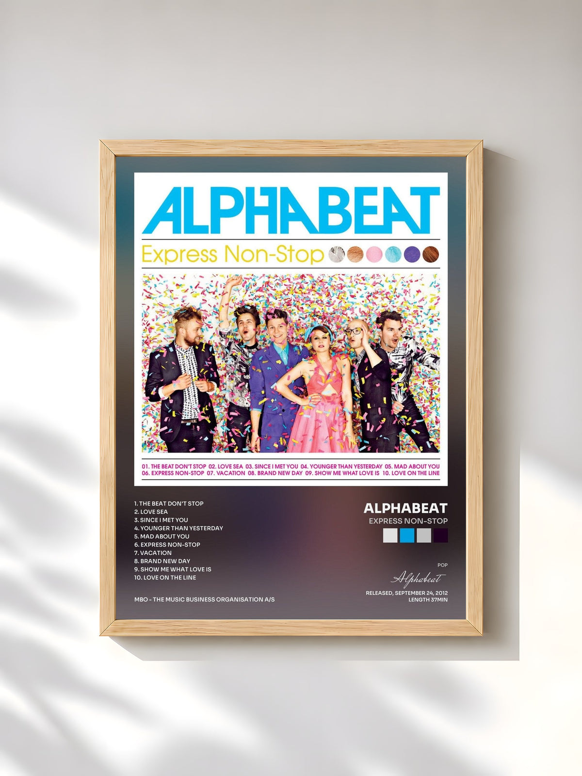 #bois Tableau de l'album Express Non-Stop de Alphabeat, cadre en bois brut, imprimé et encadré en France