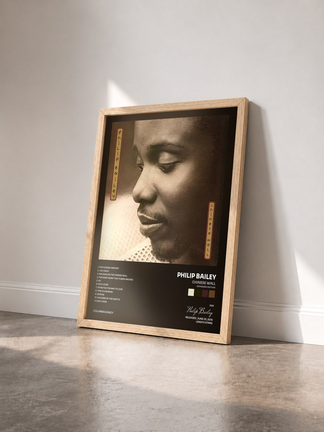 #bois Tableau de l'album Chinese Wall (Expanded Edition) de Philip Bailey vu de trois quarts, cadre en bois brut