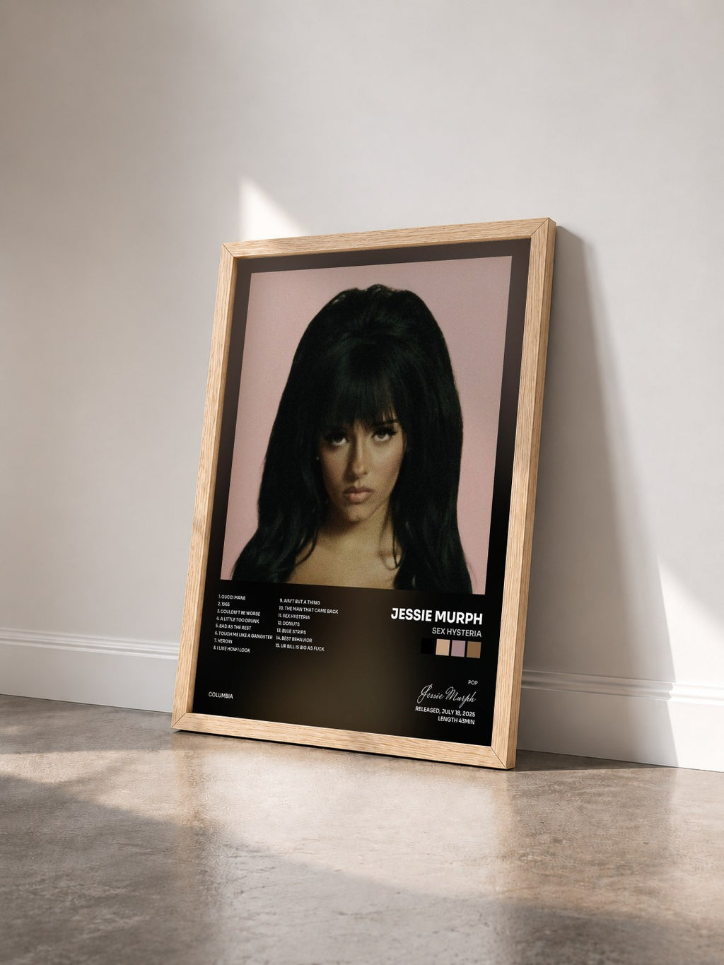 #bois Tableau de l'album Sex Hysteria de Jessie Murph vu de trois quarts, cadre en bois brut