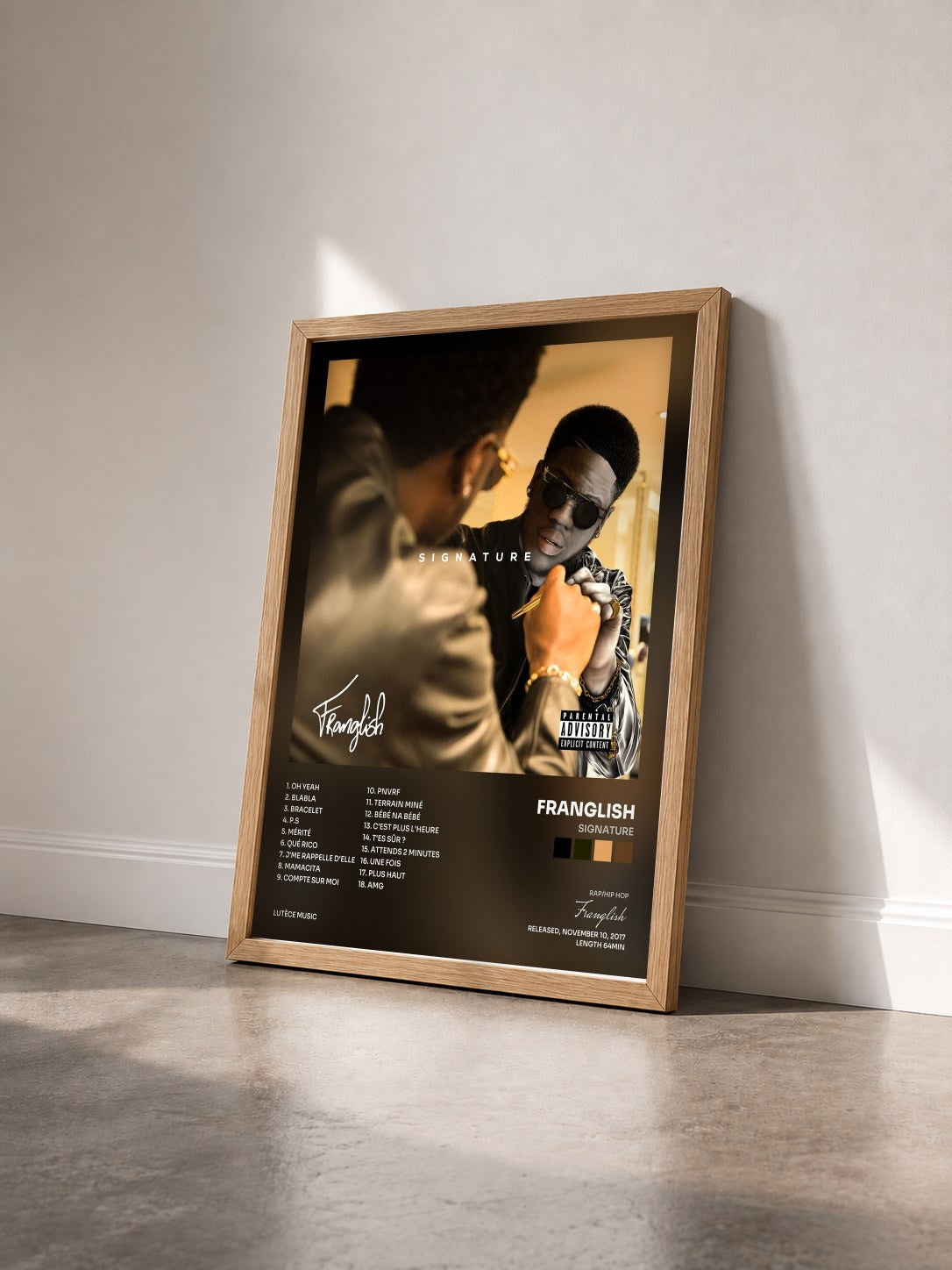 #bois Tableau de l'album Signature de Franglish vu de trois quarts, cadre en bois brut