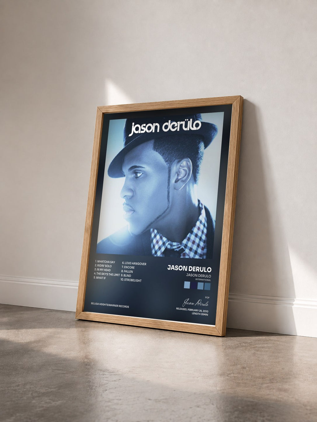 #bois Tableau de l'album Jason Derulo (International) de Jason Derulo vu de trois quarts, cadre en bois brut