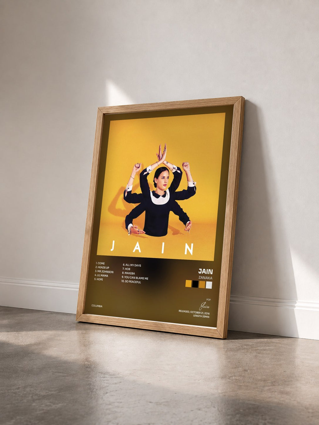 #bois Tableau de l'album Zanaka de Jain vu de trois quarts, cadre en bois brut