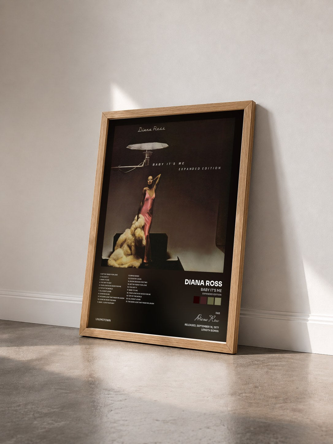 #bois Tableau de l'album Baby It's Me (Expanded Edition) de Diana Ross vu de trois quarts, cadre en bois brut