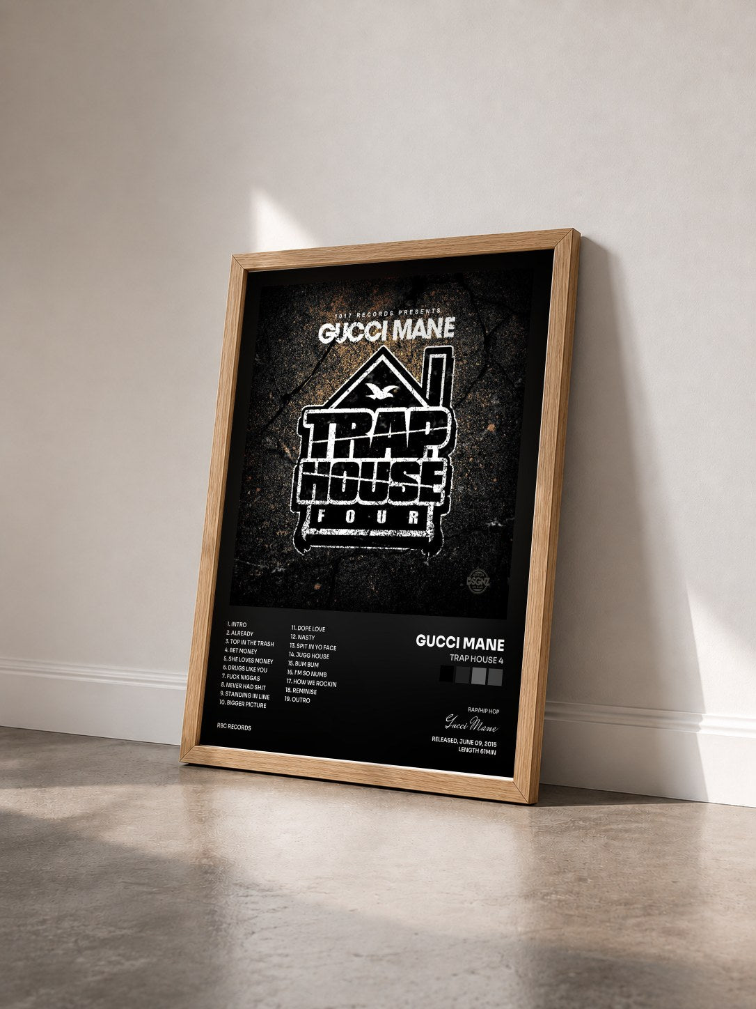 #bois Tableau de l'album Trap House 4 de Gucci Mane vu de trois quarts, cadre en bois brut
