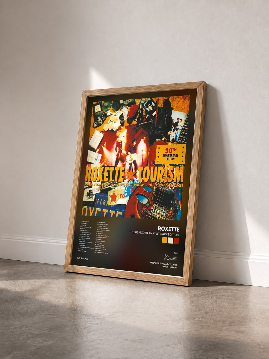 #bois Tableau de l'album Tourism 30th Anniversary Edition de Roxette vu de trois quarts, cadre en bois brut