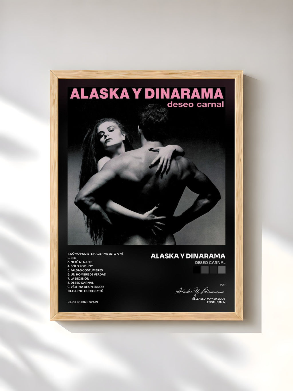 #bois Tableau de l'album Deseo Carnal de Alaska Y Dinarama, cadre en bois brut, imprimé et encadré en France