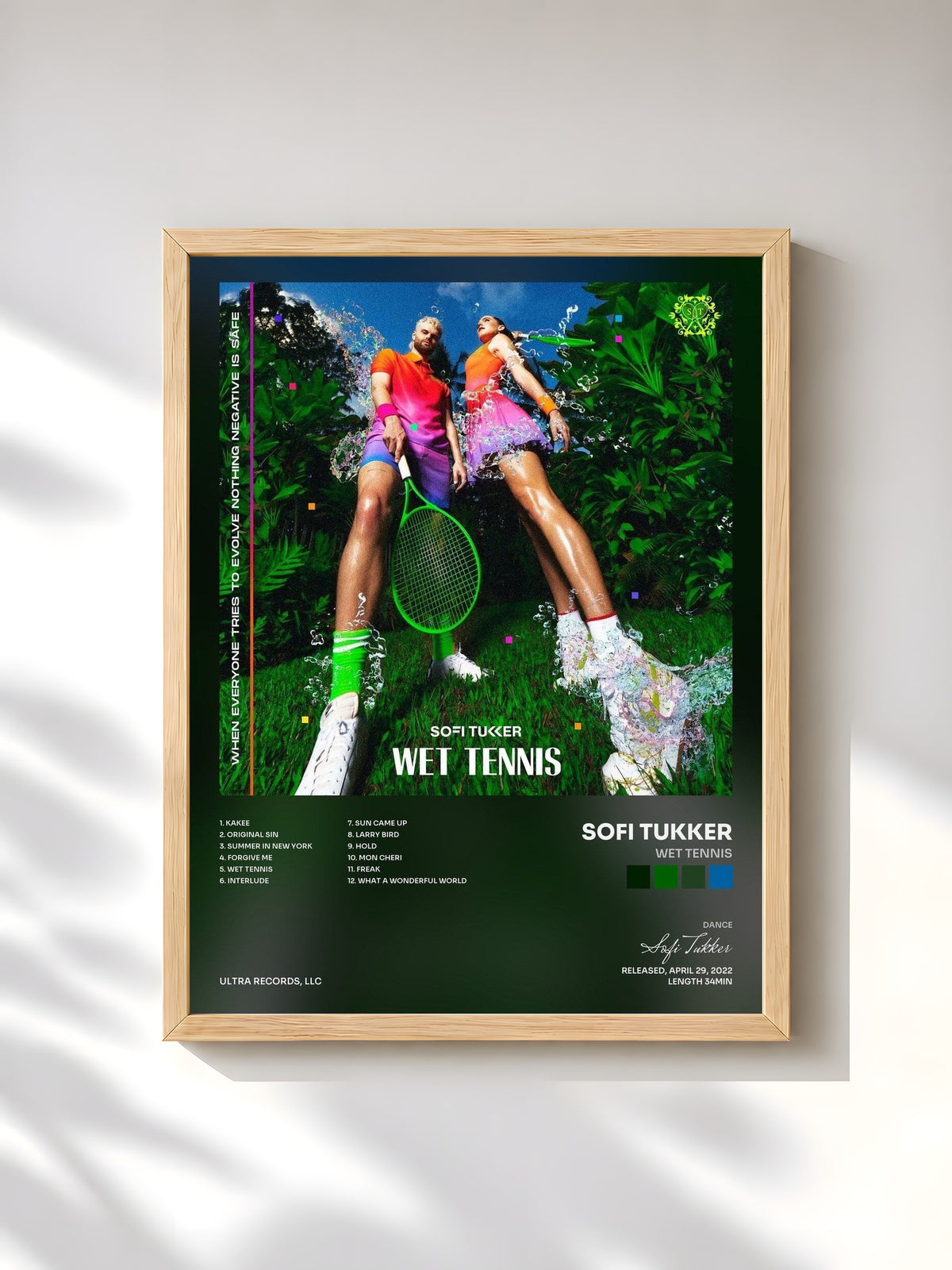 #bois Tableau de l'album WET TENNIS de Sofi Tukker, cadre en bois brut, imprimé et encadré en France