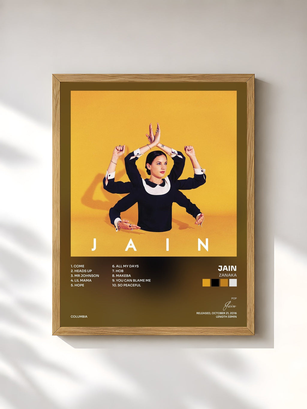 #bois Tableau de l'album Zanaka de Jain, cadre en bois brut, imprimé et encadré en France