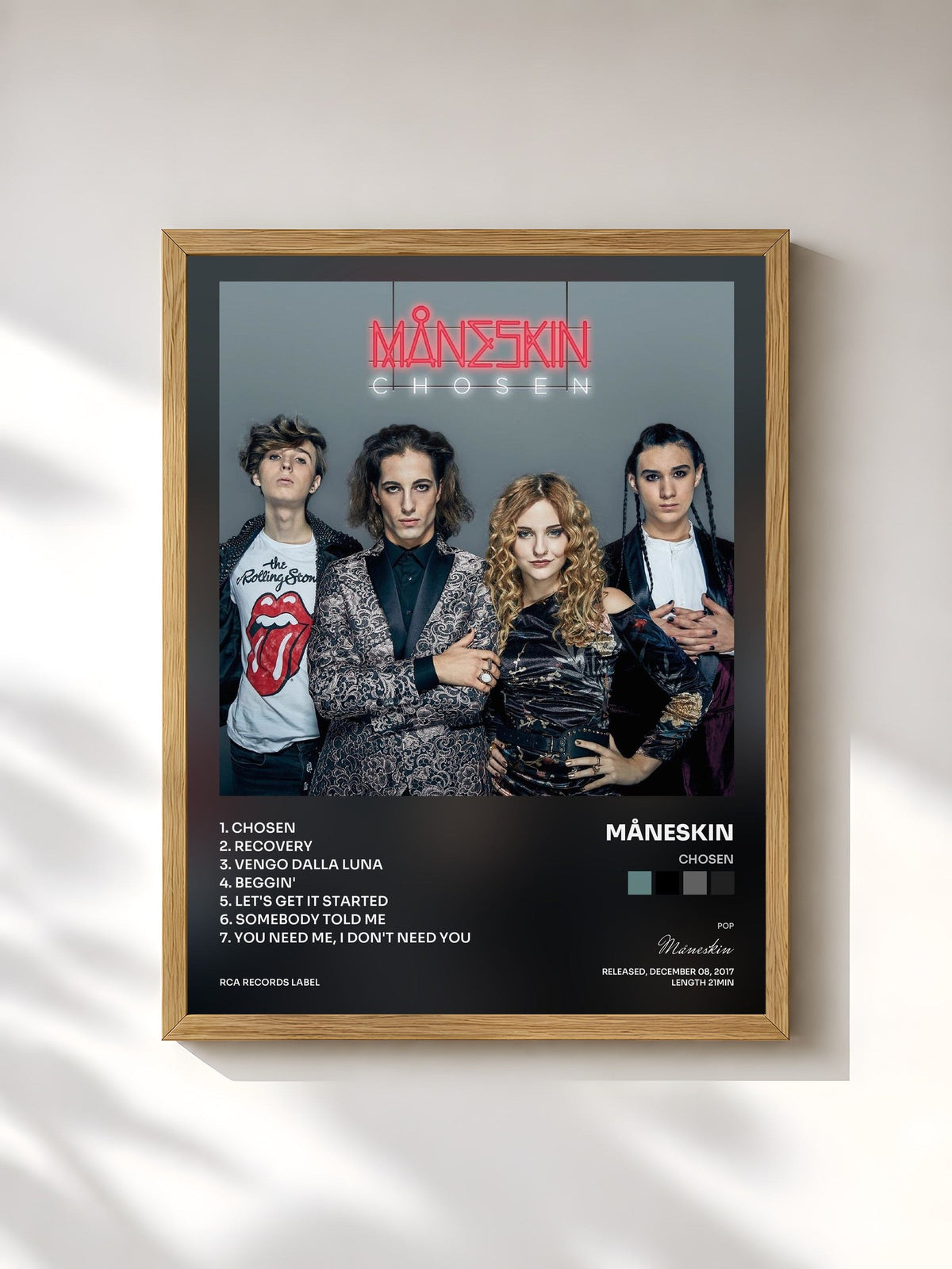#bois Tableau de l'album Chosen de Måneskin, cadre en bois brut, imprimé et encadré en France