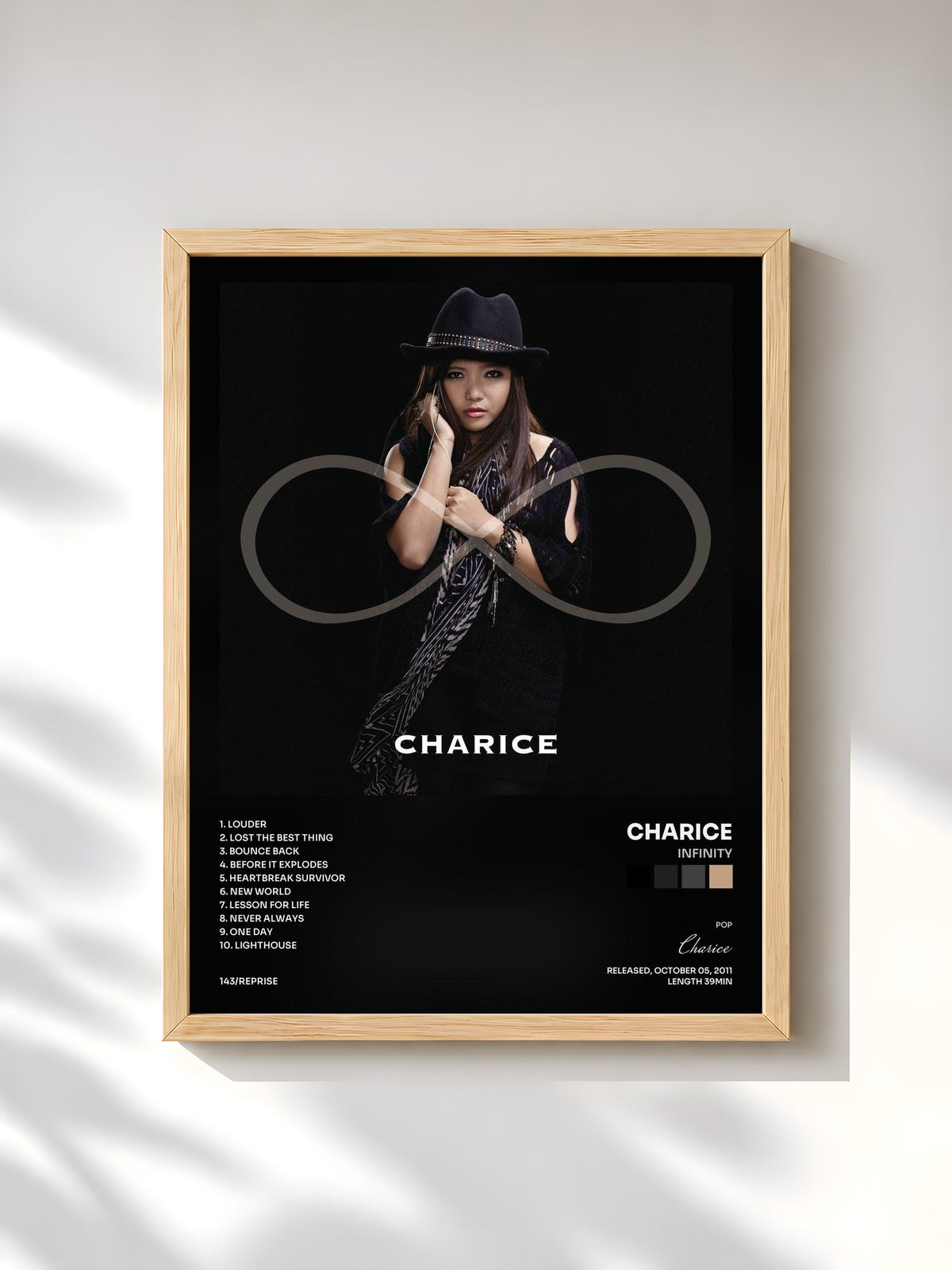 #bois Tableau de l'album Infinity de Charice, cadre en bois brut, imprimé et encadré en France