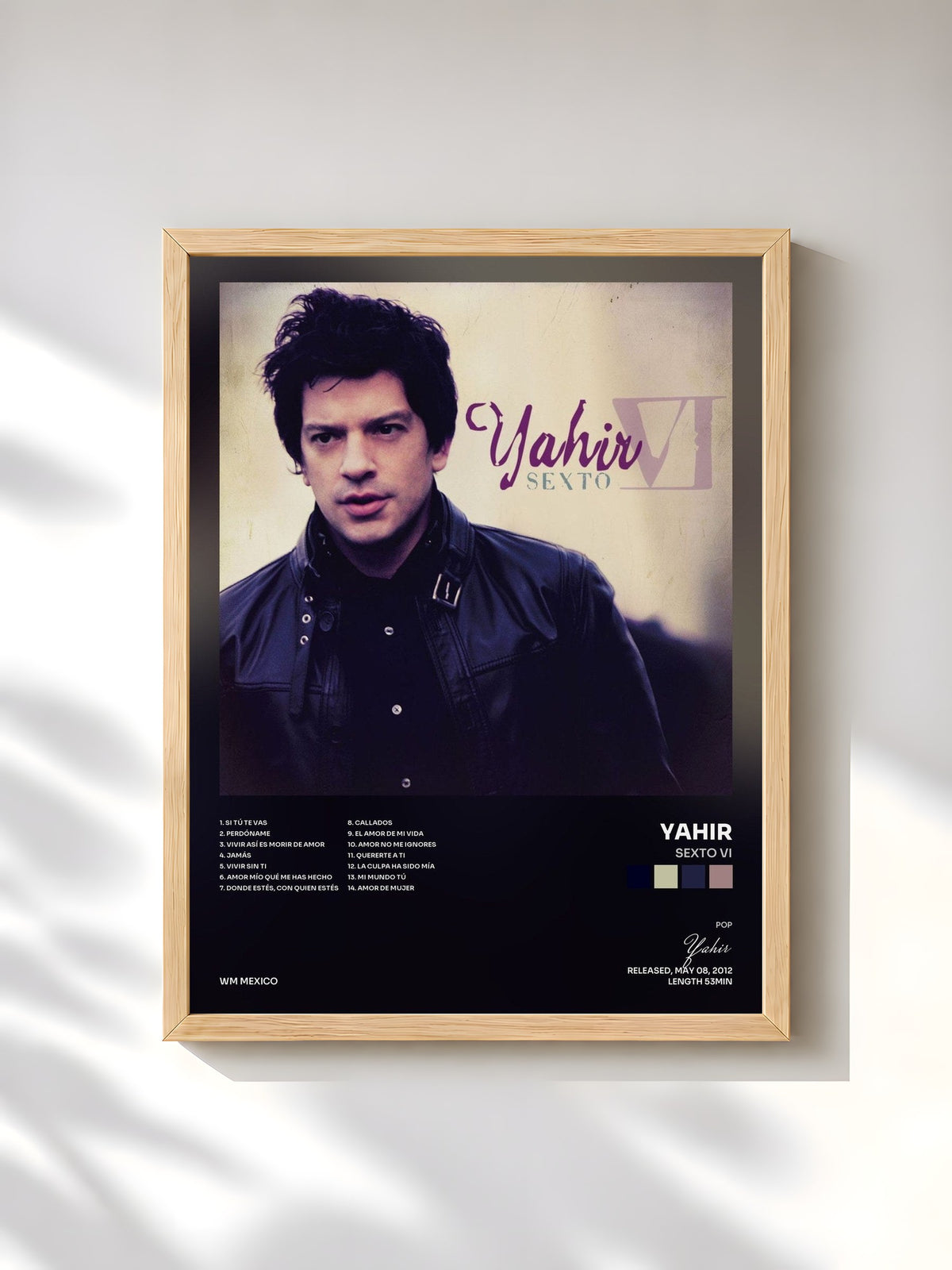 #bois Tableau de l'album Sexto VI de Yahir, cadre en bois brut, imprimé et encadré en France