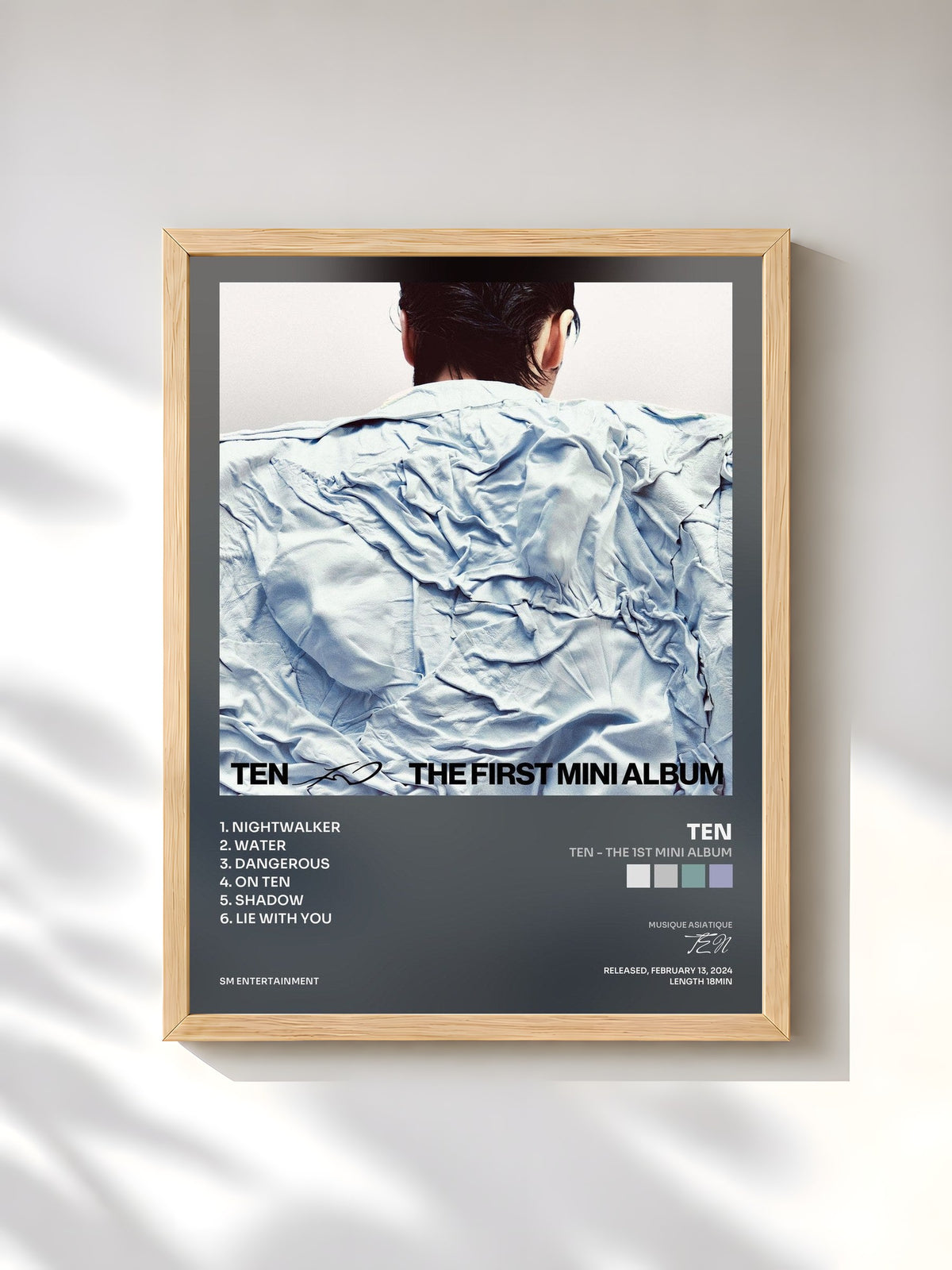 #bois Tableau de l'album TEN - The 1st Mini Album de TEN, cadre en bois brut, imprimé et encadré en France
