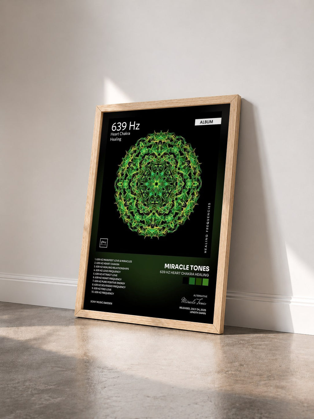 #bois Tableau de l'album 639 Hz Heart Chakra Healing de Miracle Tones vu de trois quarts, cadre en bois brut