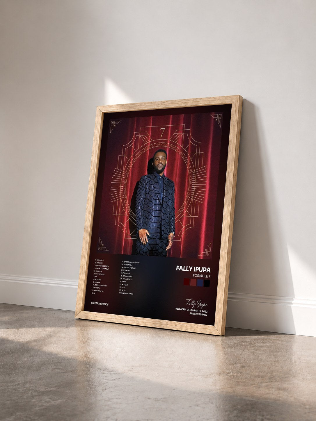 #bois Tableau de l'album Formule 7 de Fally Ipupa vu de trois quarts, cadre en bois brut