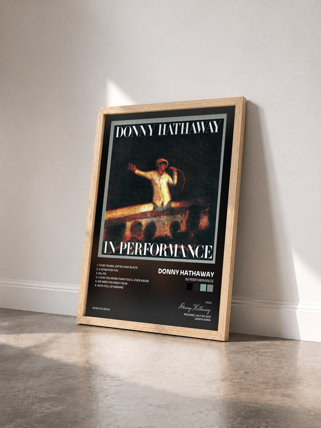 #bois Tableau de l'album In Performance de Donny Hathaway vu de trois quarts, cadre en bois brut