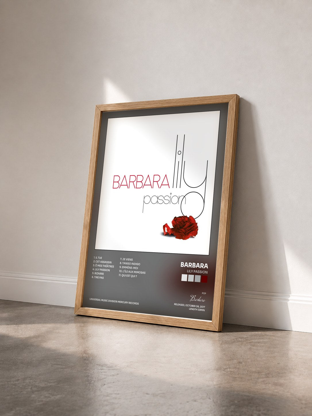 #bois Tableau de l'album Lily passion de Barbara vu de trois quarts, cadre en bois brut
