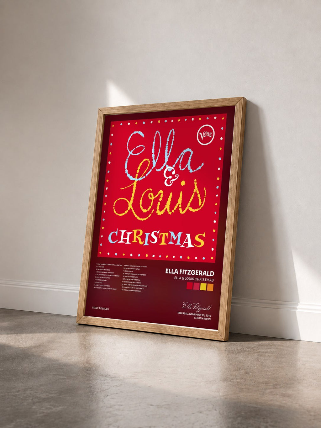 #bois Tableau de l'album Ella & Louis Christmas de Ella Fitzgerald vu de trois quarts, cadre en bois brut