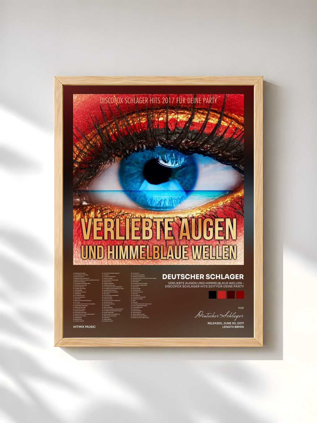 #bois Tableau de l'album Verliebte Augen und himmelblaue Wellen - Discofox Schlager Hits 2017 für deine Party de Deutscher Schlager, cadre en bois brut, imprimé et encadré en France