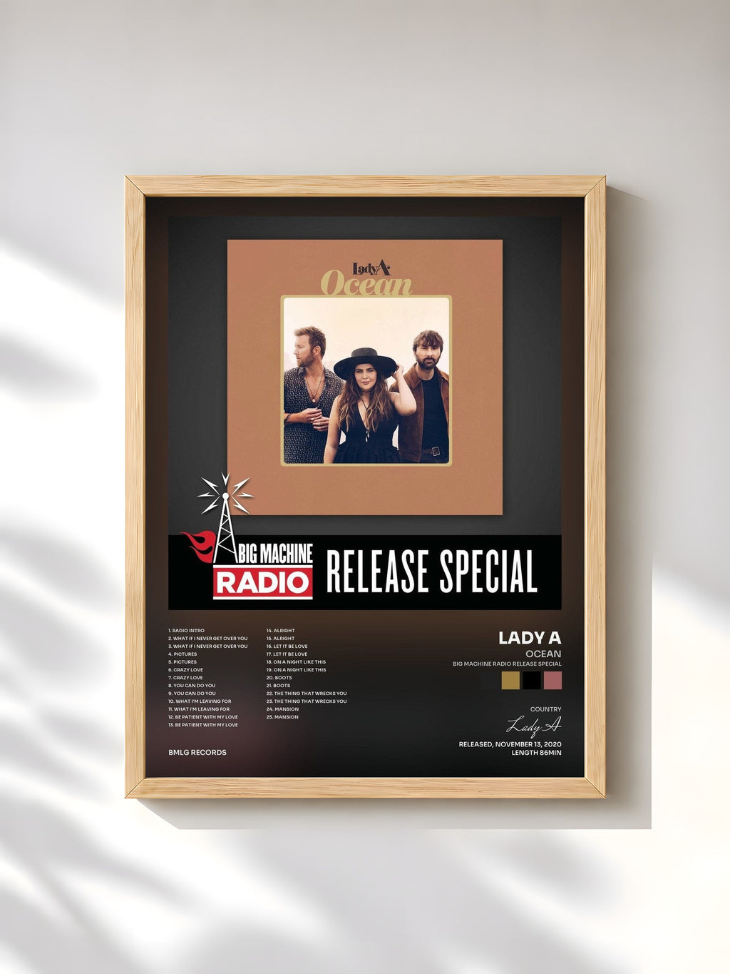 #bois Tableau de l'album Ocean (Big Machine Radio Release Special) de Lady A, cadre en bois brut, imprimé et encadré en France