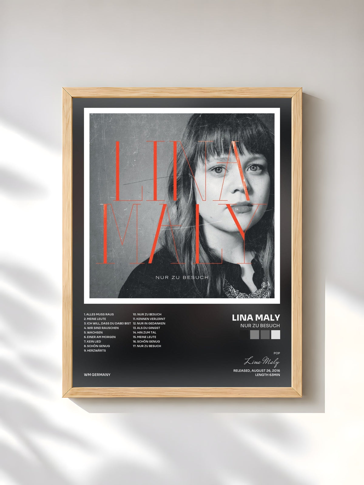 #bois Tableau de l'album Nur zu Besuch de Lina Maly, cadre en bois brut, imprimé et encadré en France