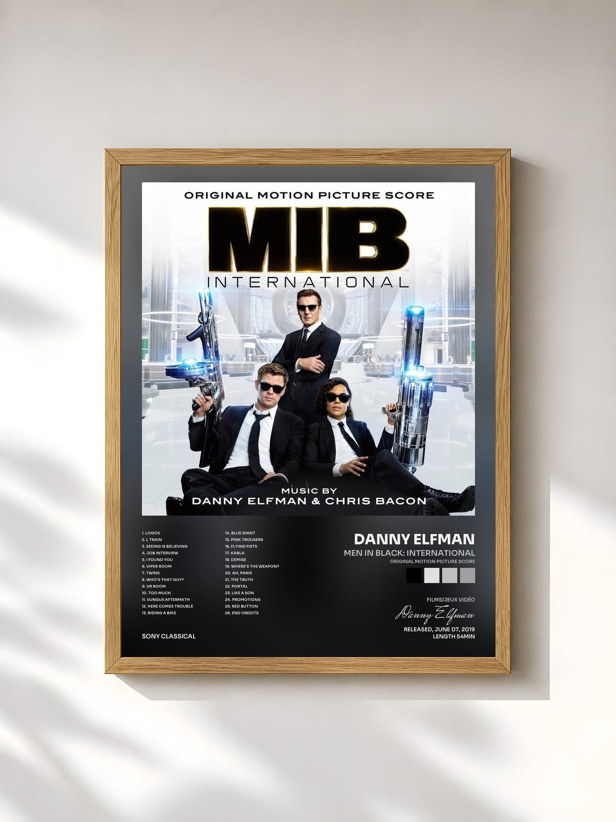 #bois Tableau de l'album Men in Black: International (Original Motion Picture Score) de Danny Elfman, cadre en bois brut, imprimé et encadré en France