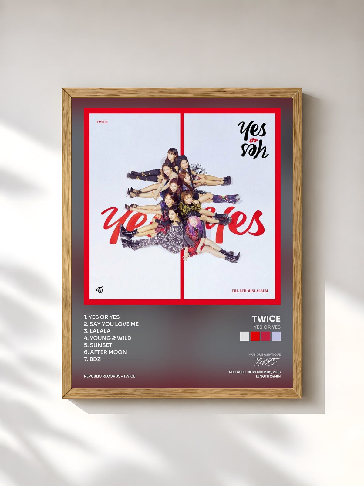 #bois Tableau de l'album YES or YES de TWICE, cadre en bois brut, imprimé et encadré en France