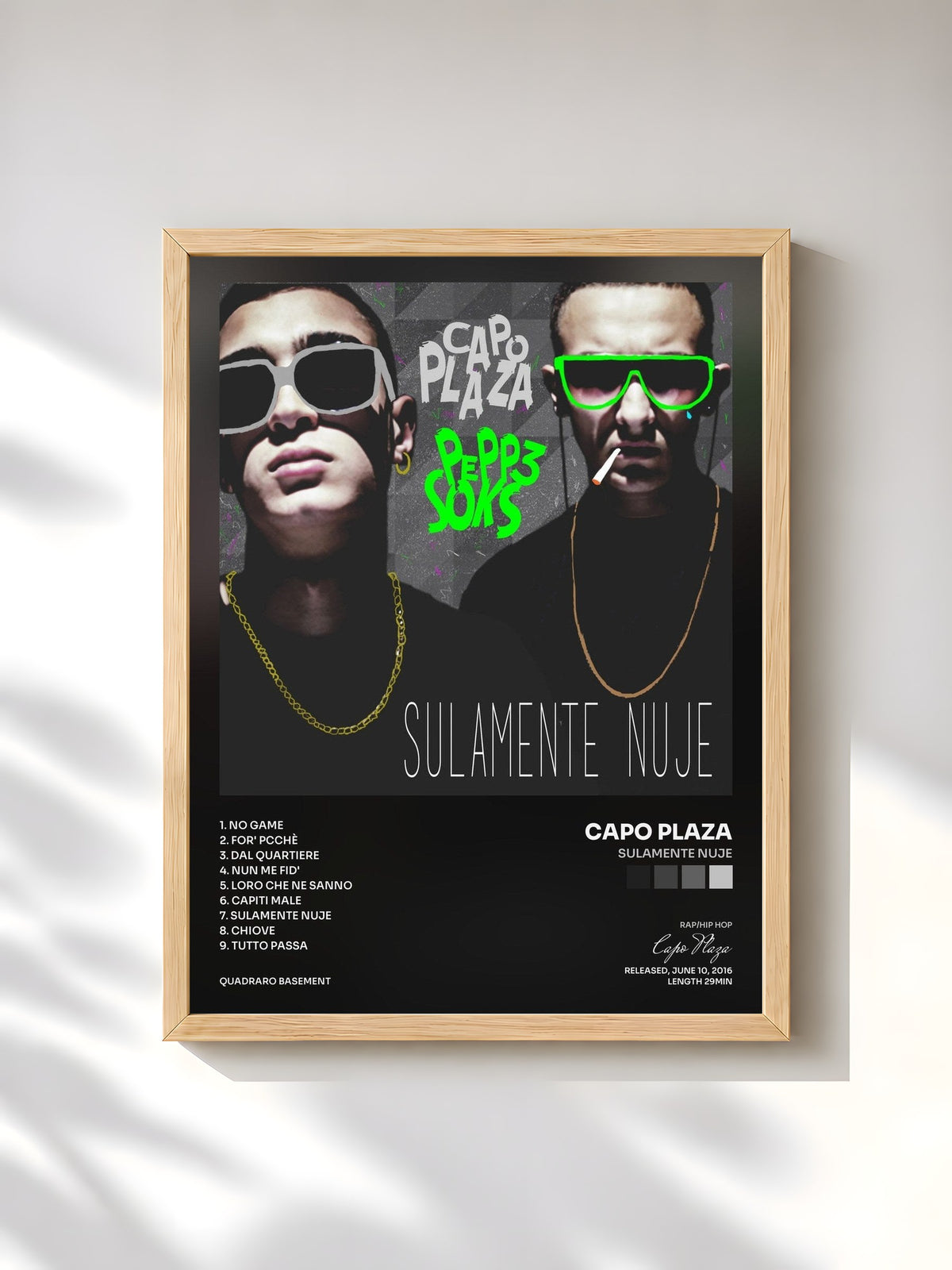 #bois Tableau de l'album Sulamente nuje de Capo Plaza, cadre en bois brut, imprimé et encadré en France