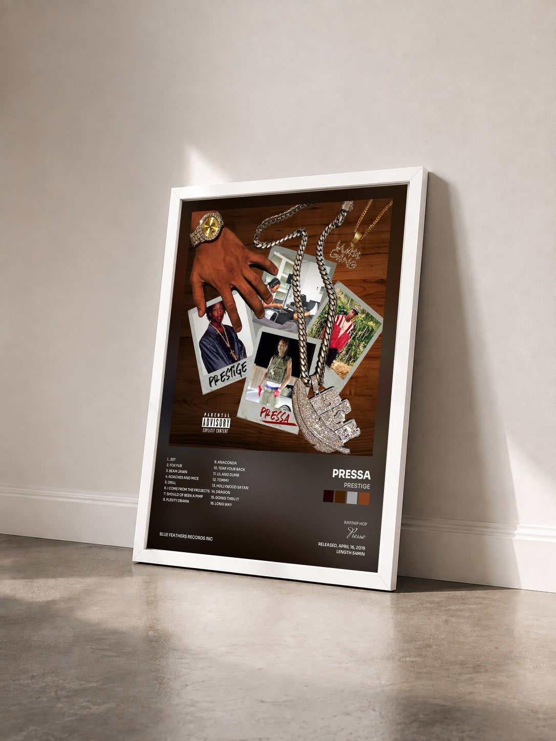 #blanc Tableau de l'album Prestige de Pressa vu de trois quarts, cadre blanc