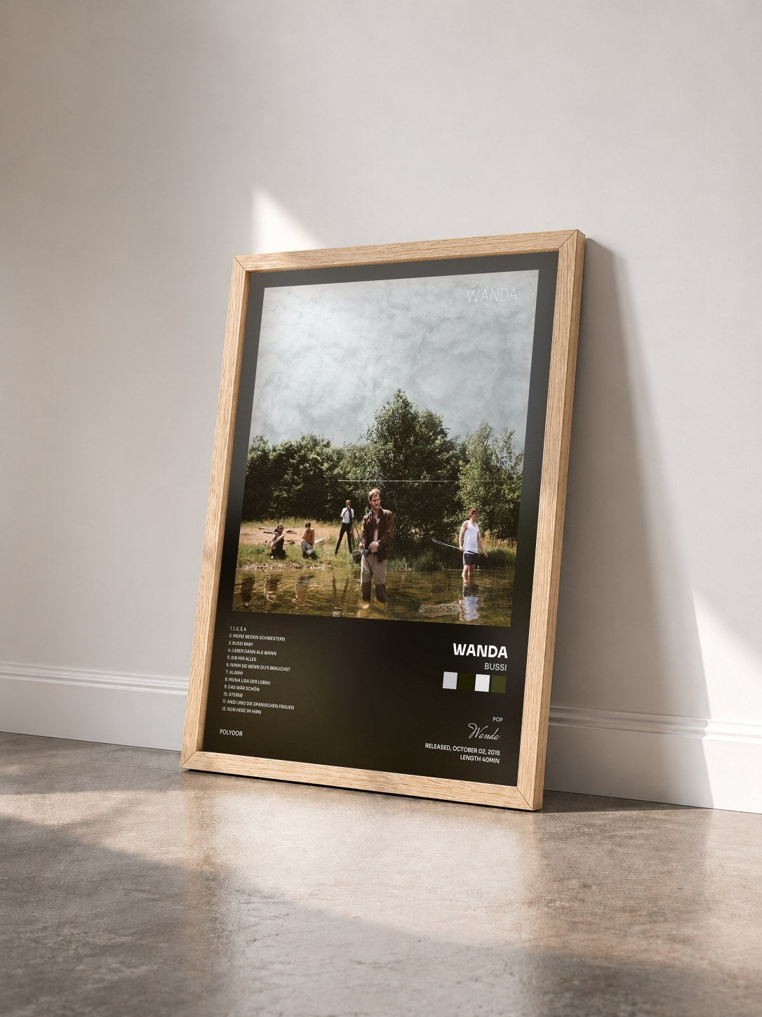 #bois Tableau de l'album Bussi de Wanda vu de trois quarts, cadre en bois brut