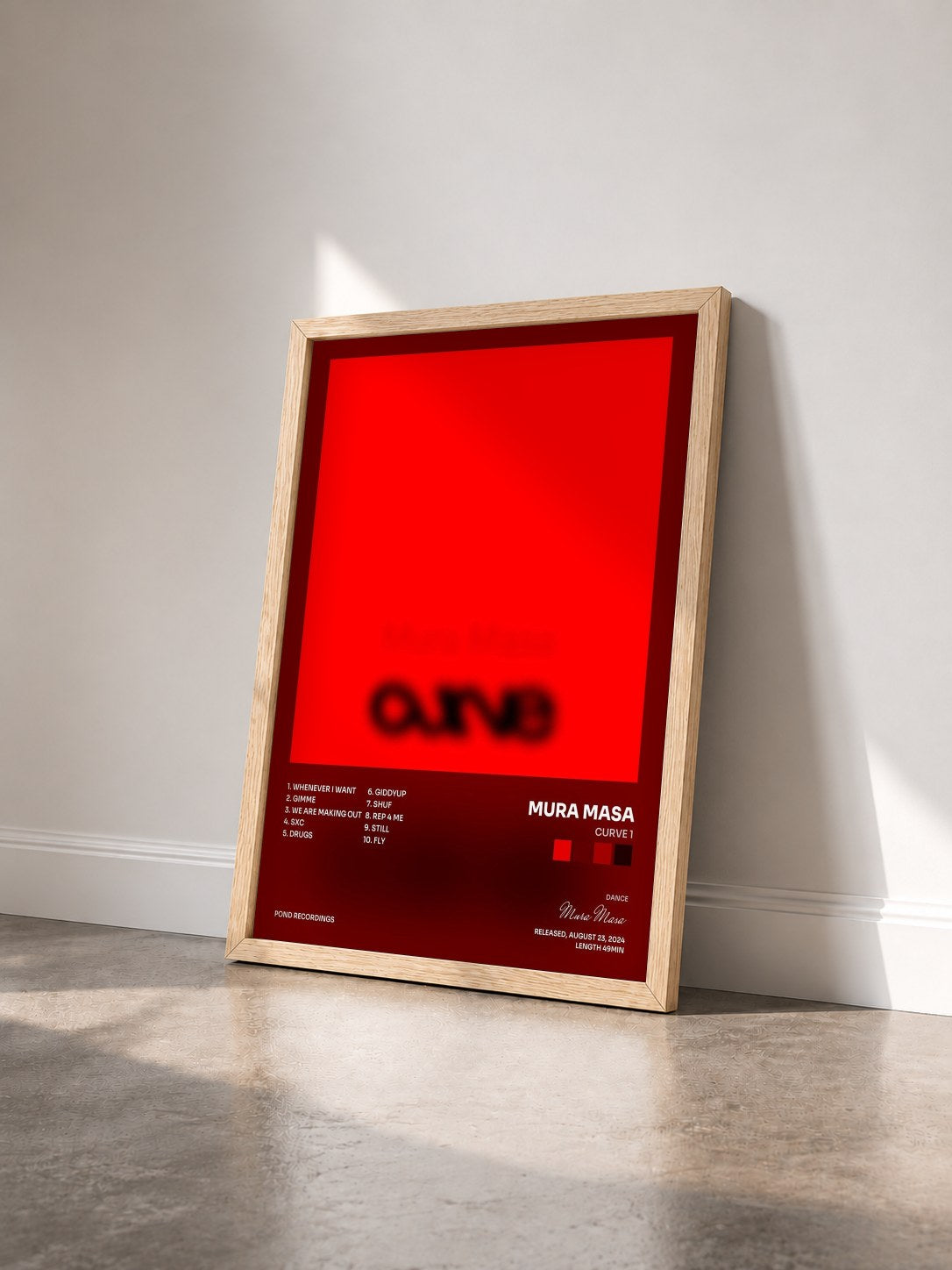 #bois Tableau de l'album Curve 1 de Mura Masa vu de trois quarts, cadre en bois brut