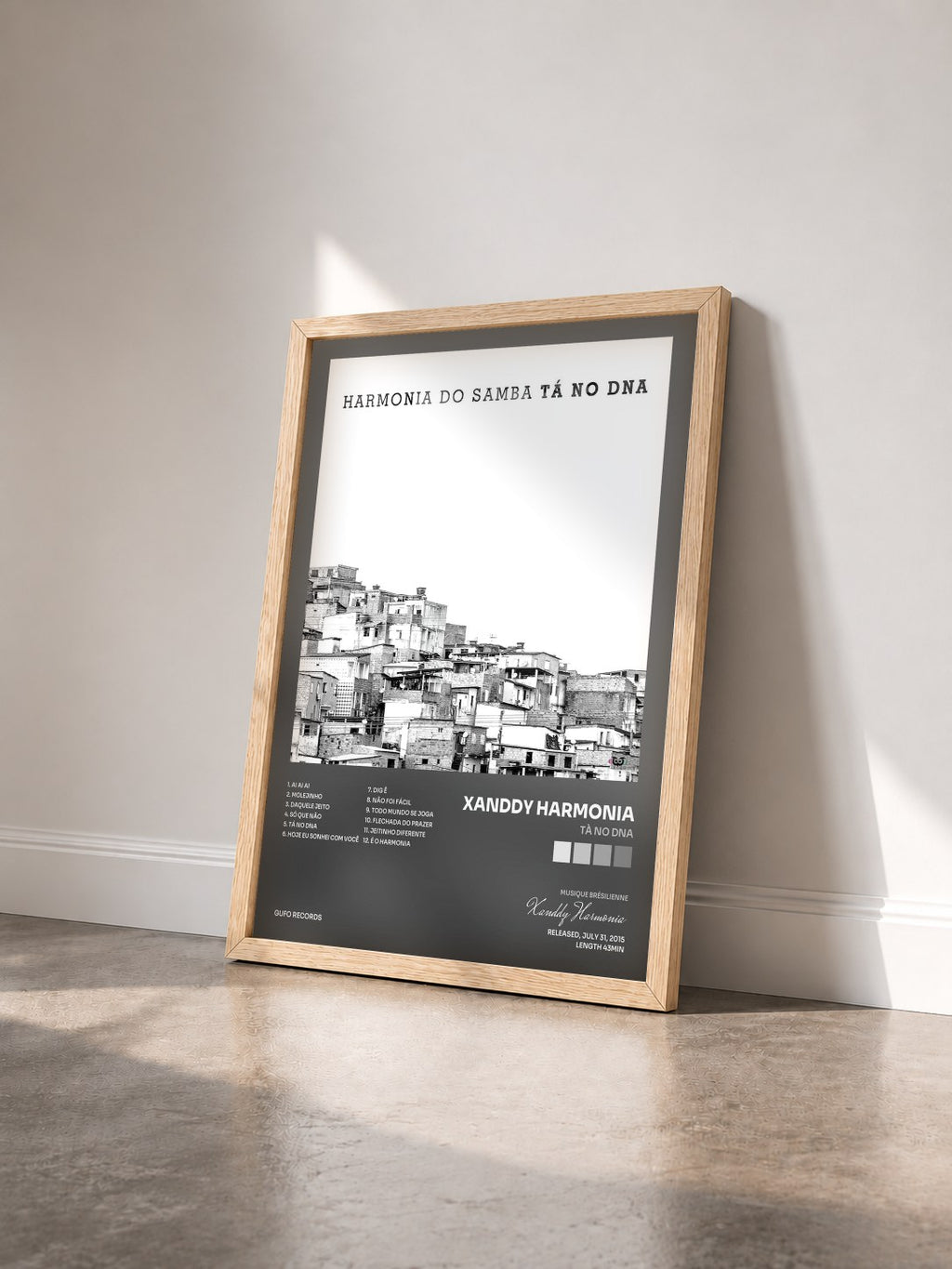 #bois Tableau de l'album Tà No DNA de Xanddy Harmonia vu de trois quarts, cadre en bois brut