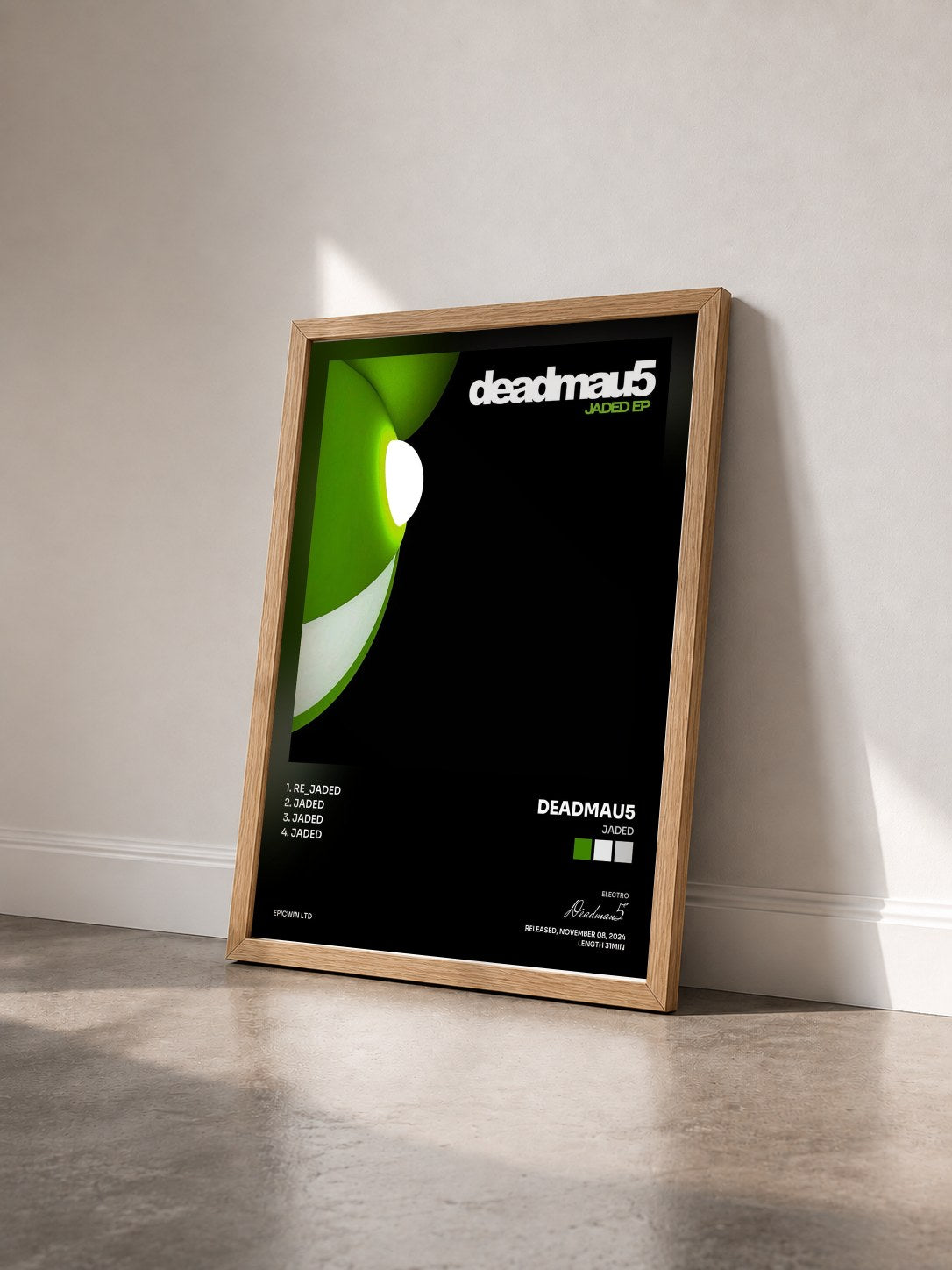 #bois Tableau de l'album Jaded de Deadmau5 vu de trois quarts, cadre en bois brut