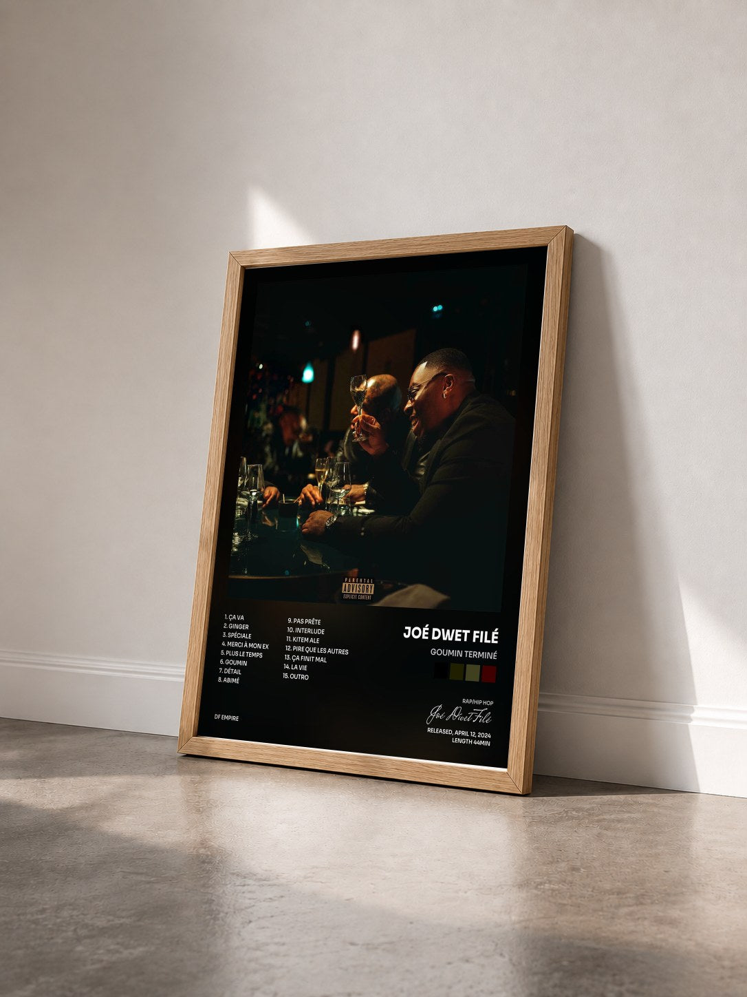 #bois Tableau de l'album GOUMIN TERMINÉ de Joé Dwet Filé vu de trois quarts, cadre en bois brut