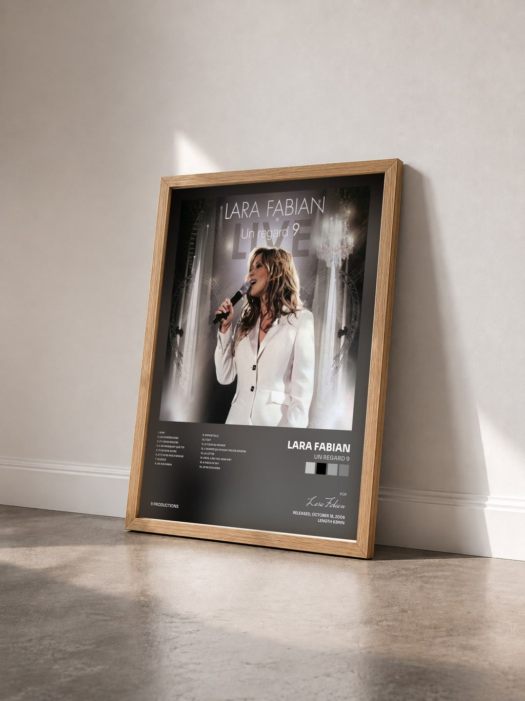 #bois Tableau de l'album Un Regard 9 de Lara Fabian vu de trois quarts, cadre en bois brut