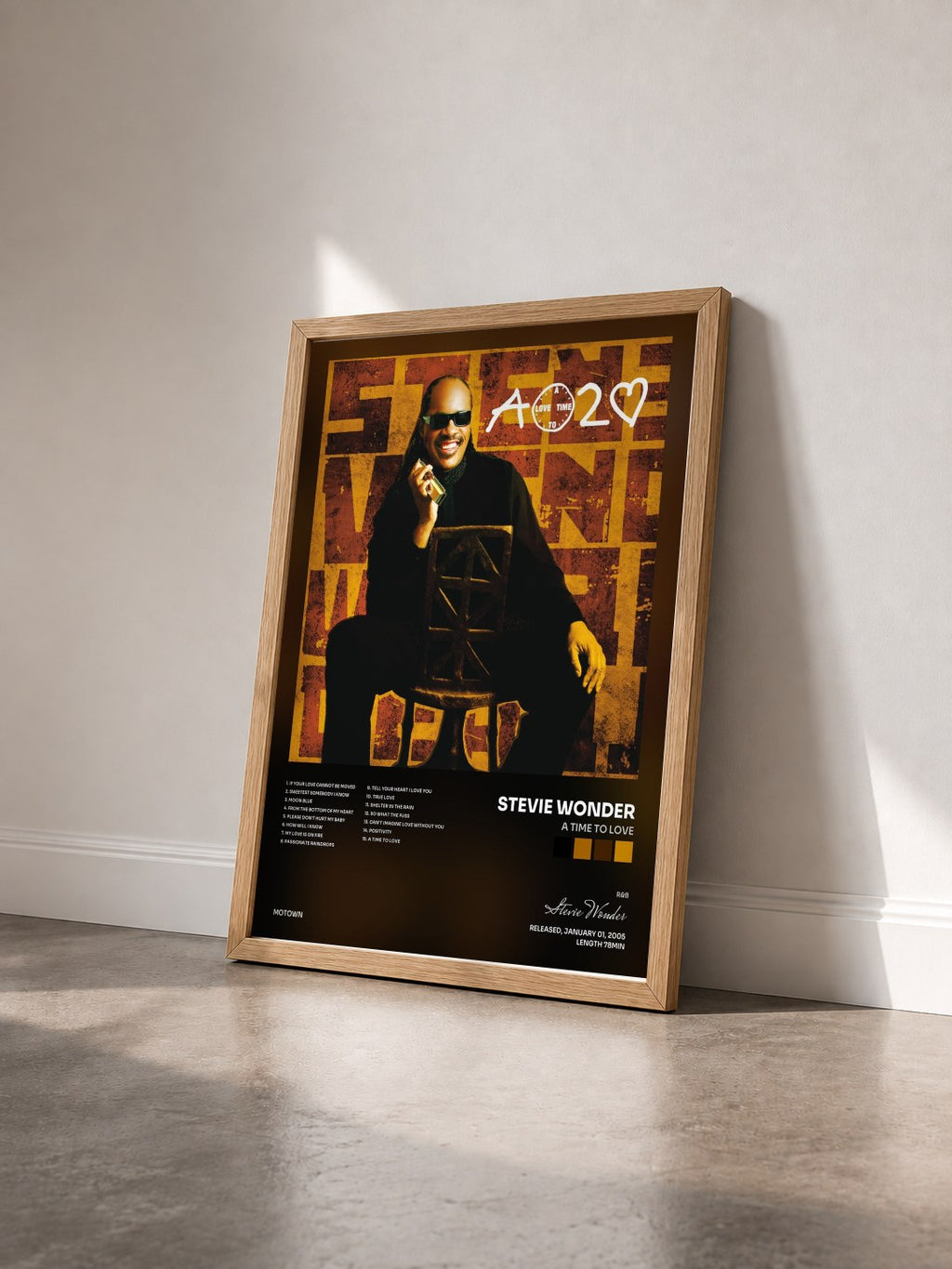 #bois Tableau de l'album A Time To Love de Stevie Wonder vu de trois quarts, cadre en bois brut