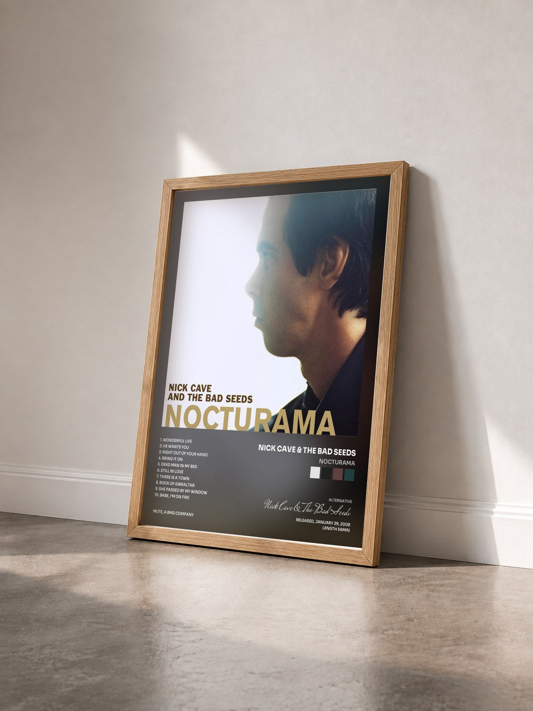 #bois Tableau de l'album Nocturama de Nick Cave & The Bad Seeds vu de trois quarts, cadre en bois brut