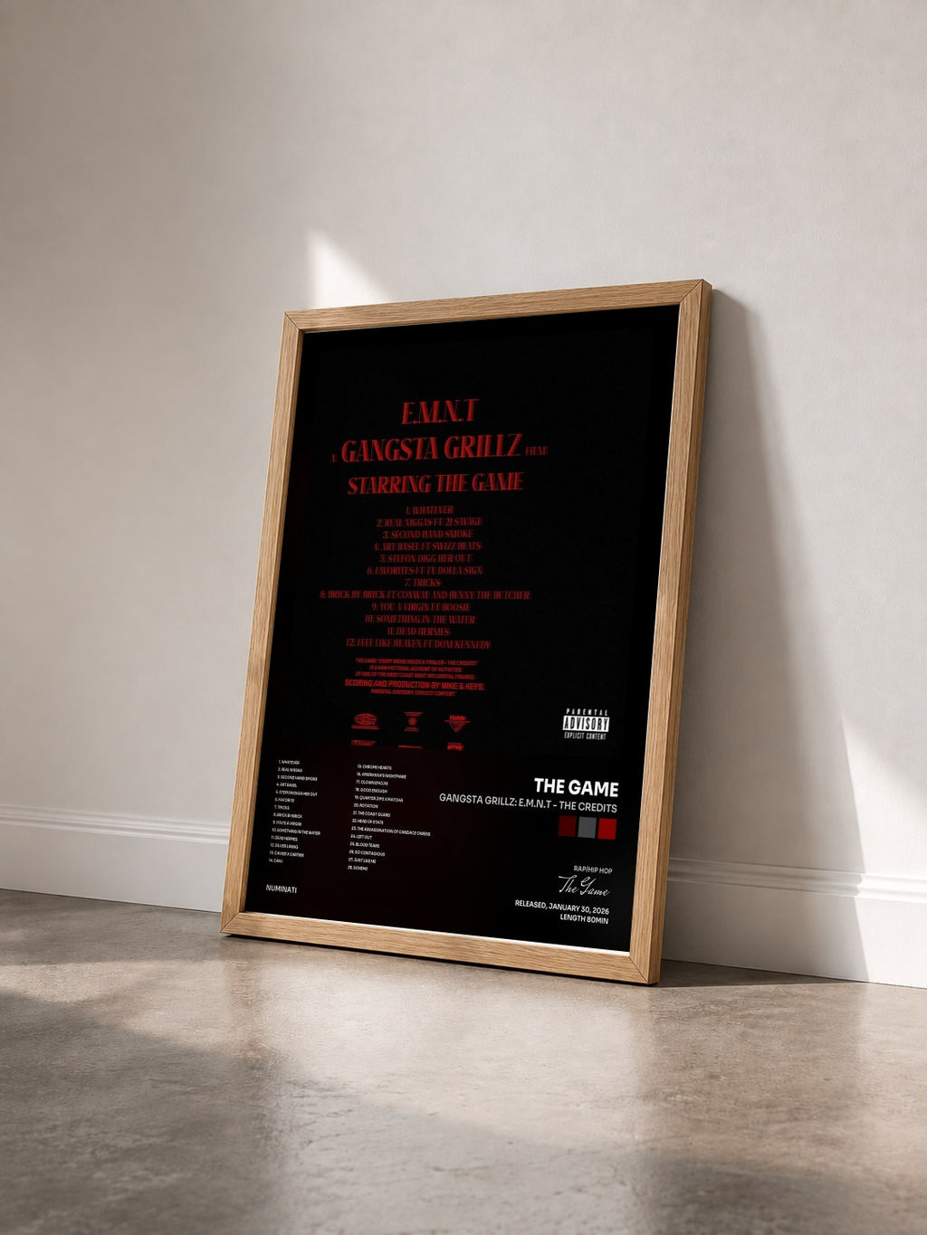 #bois Tableau de l'album Gangsta Grillz: E.M.N.T - The Credits de The Game vu de trois quarts, cadre en bois brut